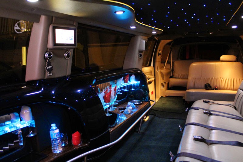 West Coast Limousines | 3700 Nanaimo Crescent, Abbotsford, BC V2T 4Z7, Canada | Phone: (604) 866-9797