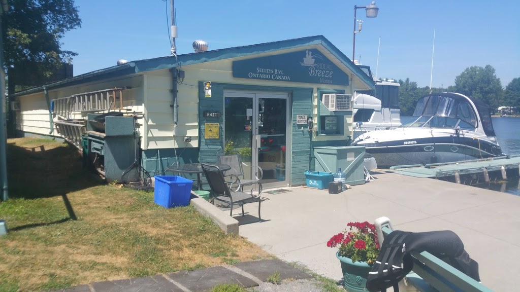 Rideau Breeze Marina | 143 Haskins Point Rd, Seeleys Bay, ON K0H 2N0, Canada | Phone: (613) 387-3100