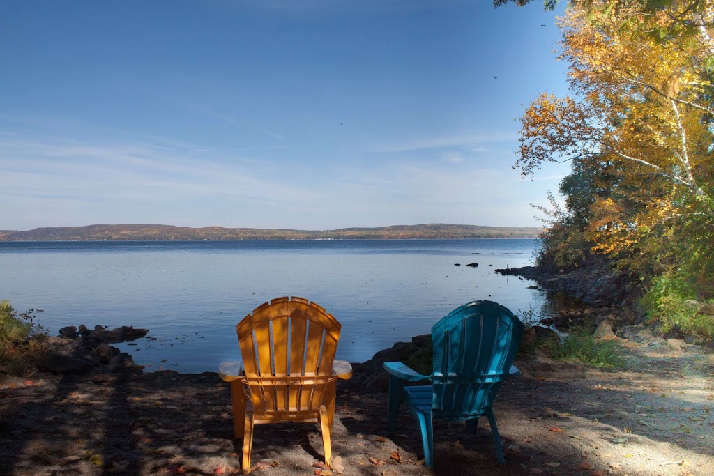 Lakepoint Cottage Resort on Golden Lake | 42 Nien Mar, John Foy Ln, Killaloe, ON K0J 2A0, Canada | Phone: (613) 889-0592