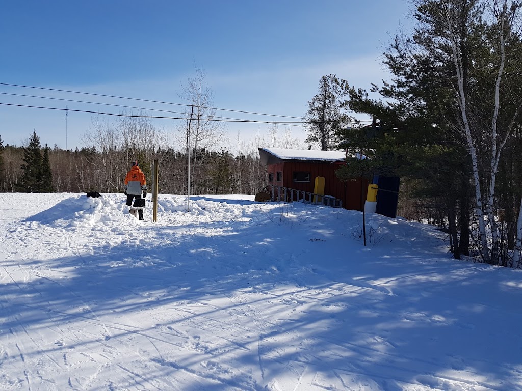 Falcon Ridge Ski Slopes & Trails End Restaurant | 200 Ridge Rd, Falcon Lake, MB R0E 0N0, Canada | Phone: (204) 349-8935