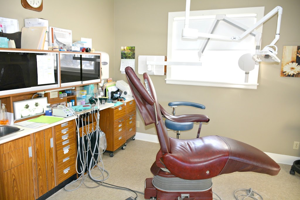 Brooklyn Dental Centre | 7859 Hwy 14, Newport, NS B0N 2A0, Canada | Phone: (902) 757-2583