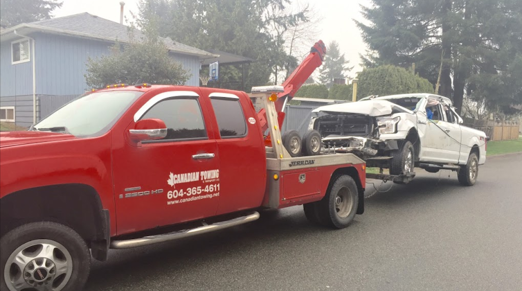 Canadian Towing | Tow Truck | Towing Services | 1609 Dublin St, New Westminster, BC V3M 2Z7, Canada | Phone: (604) 365-4611