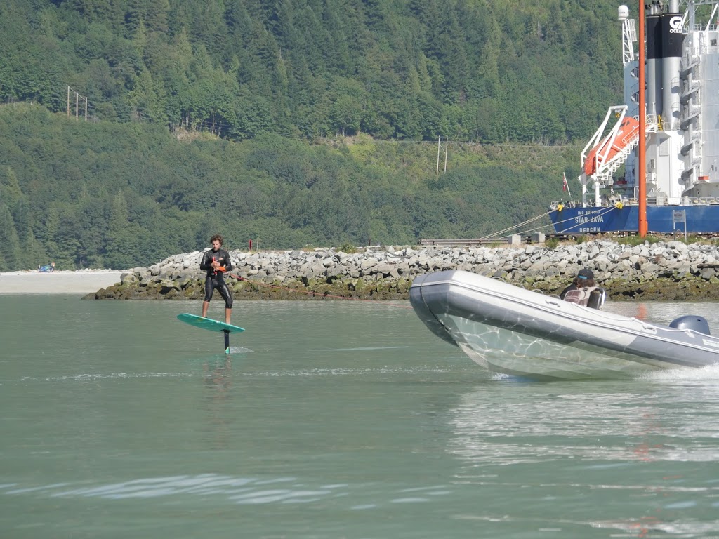 Squamish Watersports | 38124 Loggers Ln, Squamish, BC V8B 0B7, Canada | Phone: (185) 556-95483