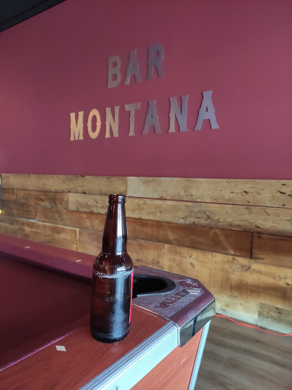 Bar Montana (Le) | 579 Bd des Seigneurs, Terrebonne, QC J6W 1T5, Canada | Phone: (450) 471-1503