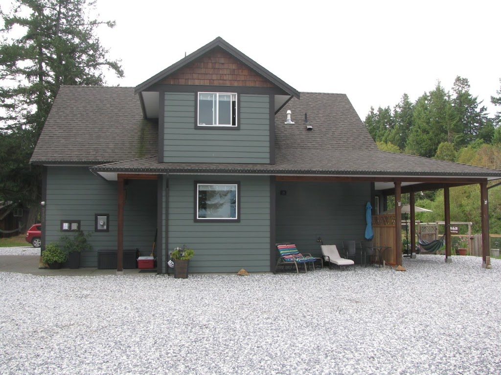 Salmon Point B&B | 2153 Salmon Point Rd, Campbell River, BC V9H 1E5, Canada | Phone: (250) 287-6448