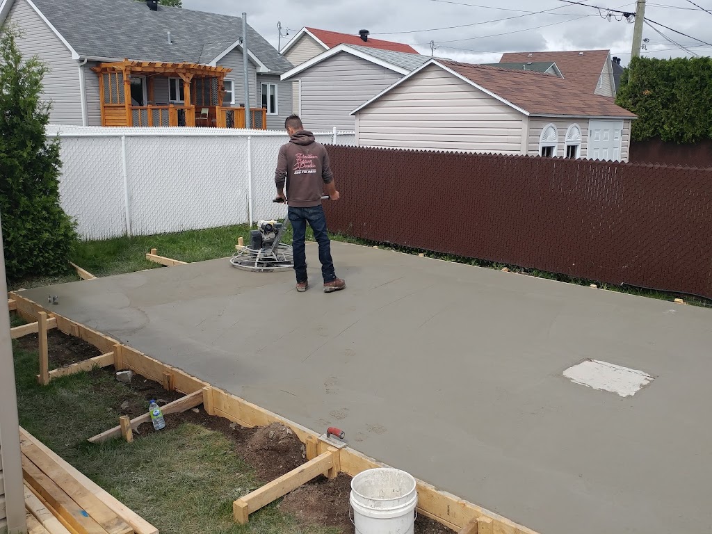 Finition de Béton Jacques Poulin Inc | 576 Rue des Cèdres, Sainte-Sophie, QC J5J 2T6, Canada | Phone: (450) 712-0835