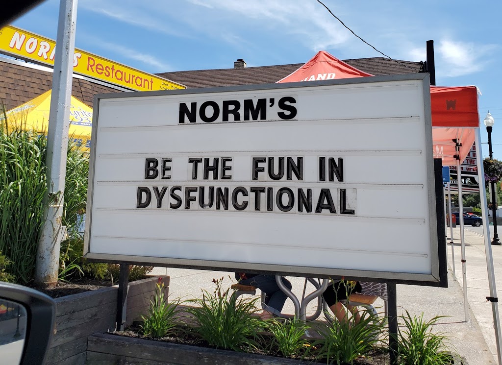 Norms Restaurant | 198 10th St, Hanover, ON N4N 1N7, Canada | Phone: (519) 364-1380