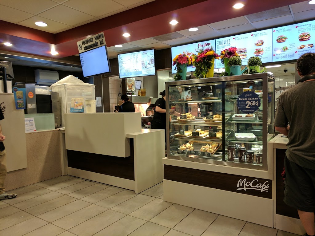 McDonalds | 90 Boulevard Arthur-Sauvé, Saint-Eustache, QC J7R 2H7, Canada | Phone: (450) 473-2262