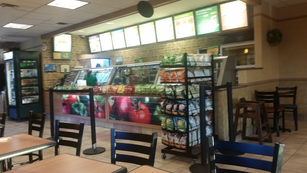 Subway | 1845 Mountain Rd, Moncton, NB E1G 1A8, Canada | Phone: (506) 852-9008