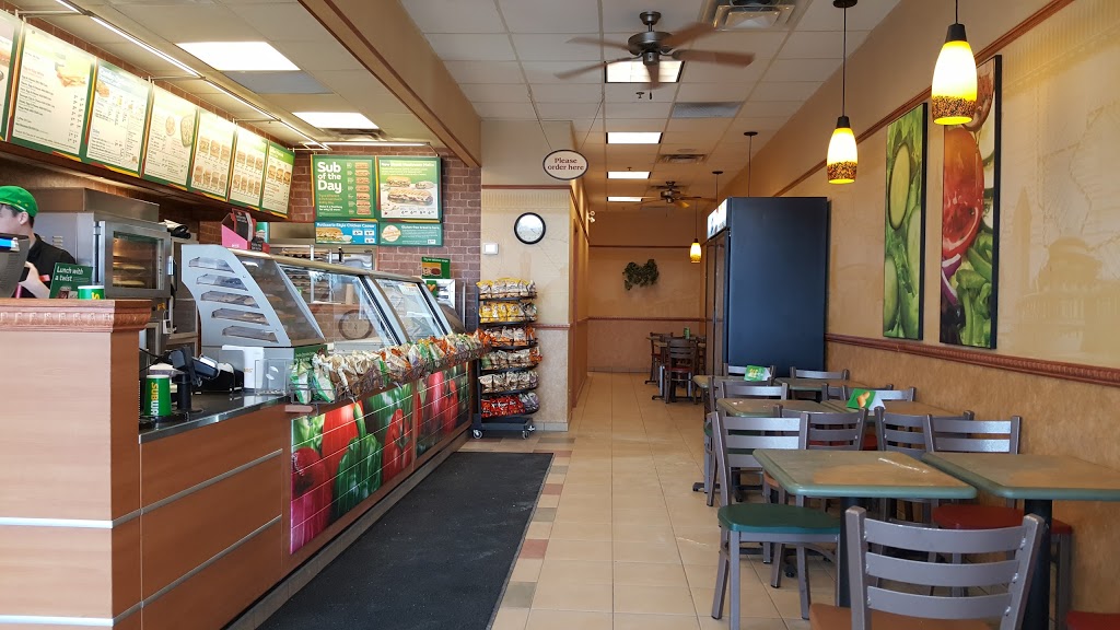 Subway | 2756 Chamberland St #5, Rockland, ON K4K 0B2, Canada | Phone: (613) 446-5935