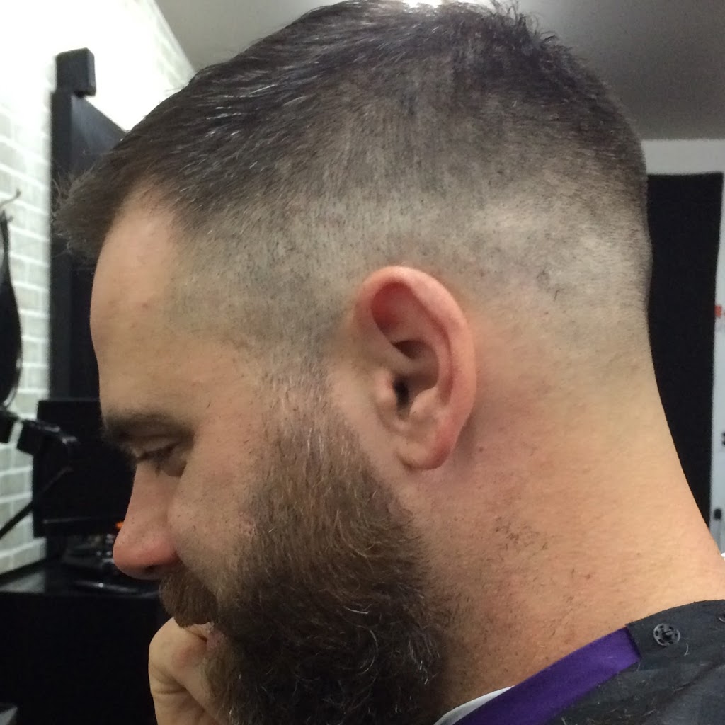 Le Blues Barbershop | 13698 Boulevard Curé-Labelle, Mirabel, QC J7J 1L2, Canada | Phone: (514) 452-6529