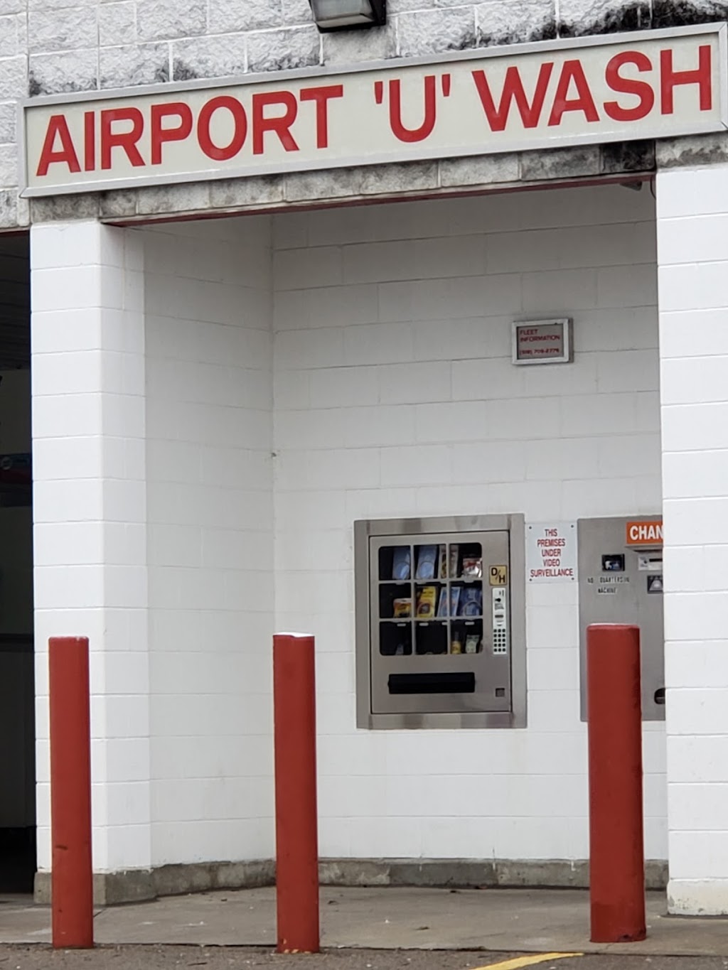 Airport U Wash | 500 Veterans Memorial Pkwy, London, ON N5V 4S7, Canada