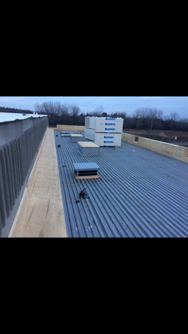 Flatz Roofing | 157 Elliott St, Oshawa, ON L1J 2A9, Canada | Phone: (416) 434-1090