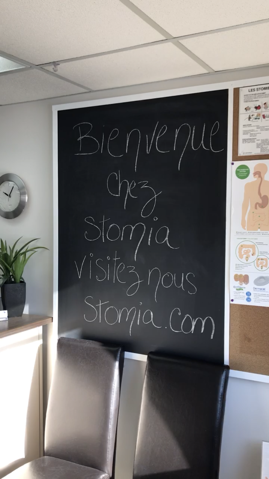 Clinique Stomia | 4121 Blvd. Samson, Laval, QC H7W 2G5, Canada | Phone: (450) 686-9710