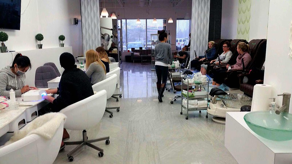 Tunique Nail + Hair Bar | 425 University Ave E #9h, Waterloo, ON N2K 4C9, Canada | Phone: (519) 744-5081