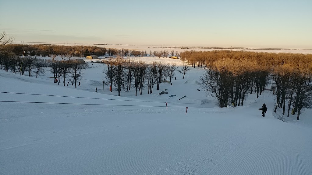 Stony Mountain Ski Area | 11016 E Sellars Hill Road, Stony Mountain, MB R0C 3A0, Canada | Phone: (204) 344-5977