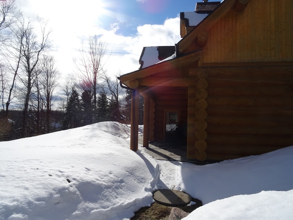 Chalet 17 Orignal | 13 Chemin du Merle, Mille-Isles, QC J0R 1A0, Canada | Phone: (514) 699-9999