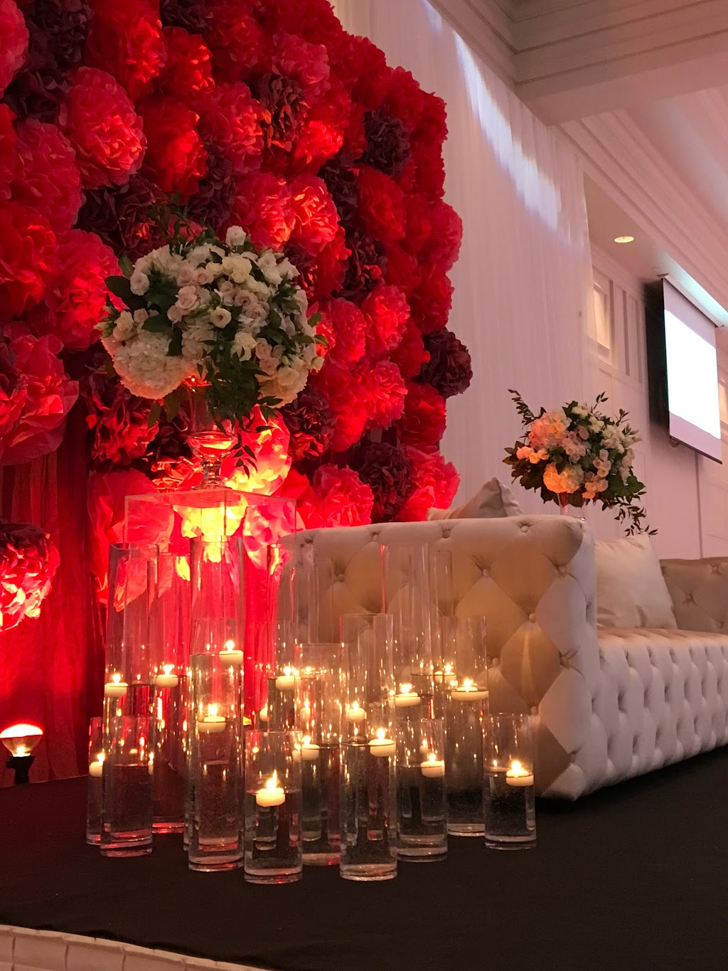 SOIRÉE Luxury Weddings & Event Decor | 14 Castlegate Blvd, Brampton, ON L6P 2L4, Canada | Phone: (416) 949-9521