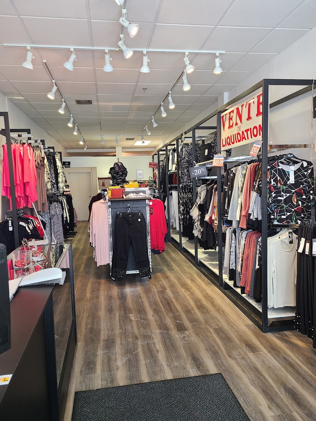 Boutique Au Féminin | 120 Boulevard Bellerose E, Laval, QC H7K 1S7, Canada | Phone: (450) 667-0585