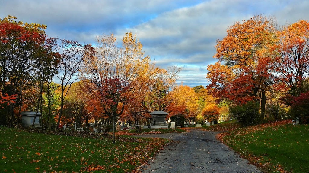 Mount Royal Cemetery | 1297 Chemin de la Forêt, Outremont, QC H2V 2P9, Canada | Phone: (514) 279-7358