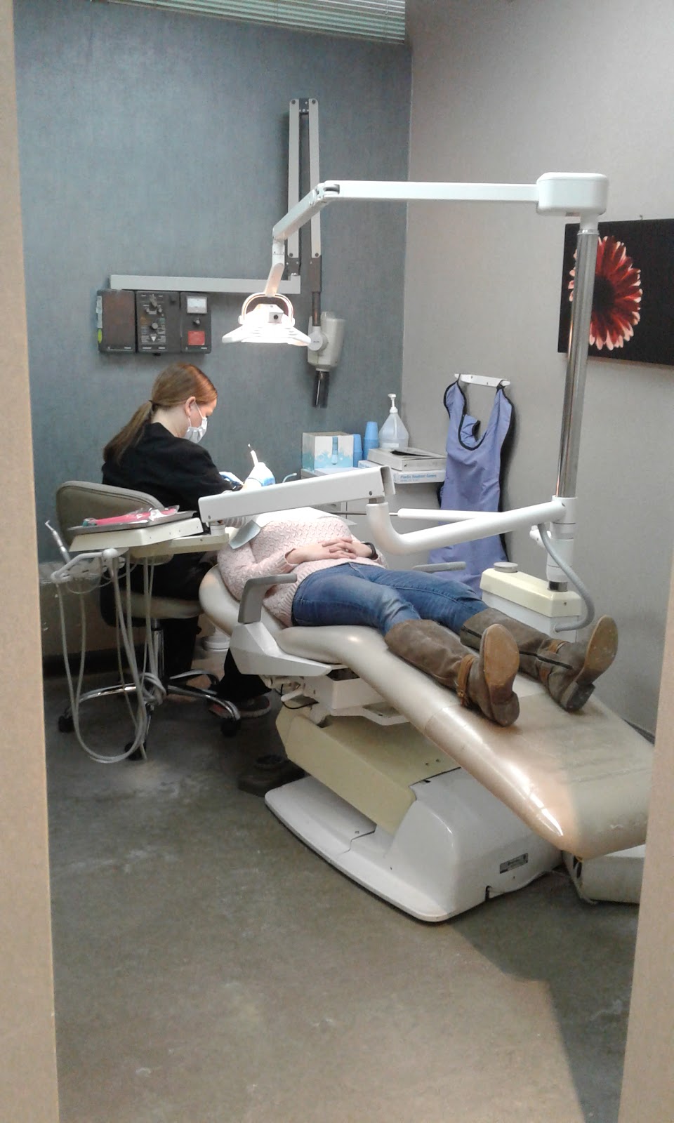 20 Finch Dental | 20 Finch Ave W, North York, ON M2N 6L1, Canada | Phone: (416) 225-5544