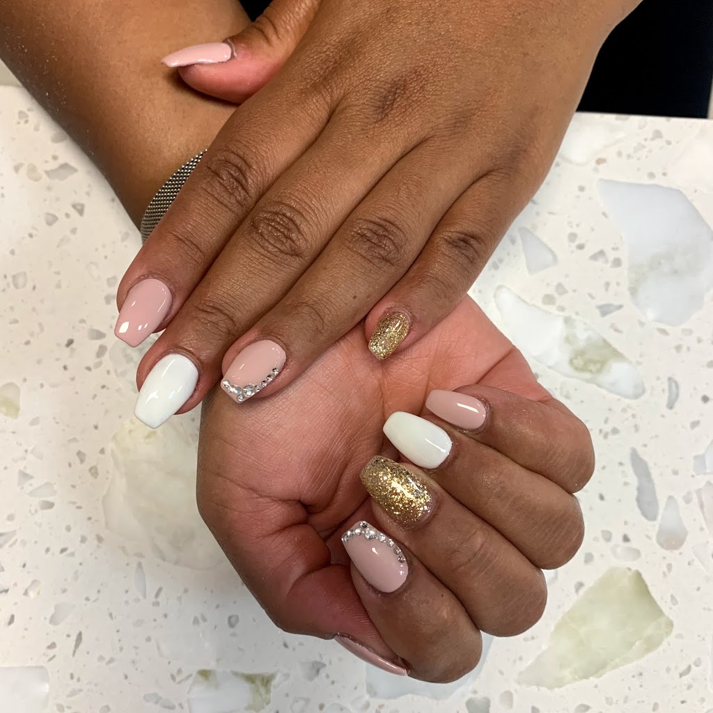 Royal nail & spa Brampton | 20 Rivermont Rd, Brampton, ON L6V 6G7, Canada | Phone: (905) 452-8889