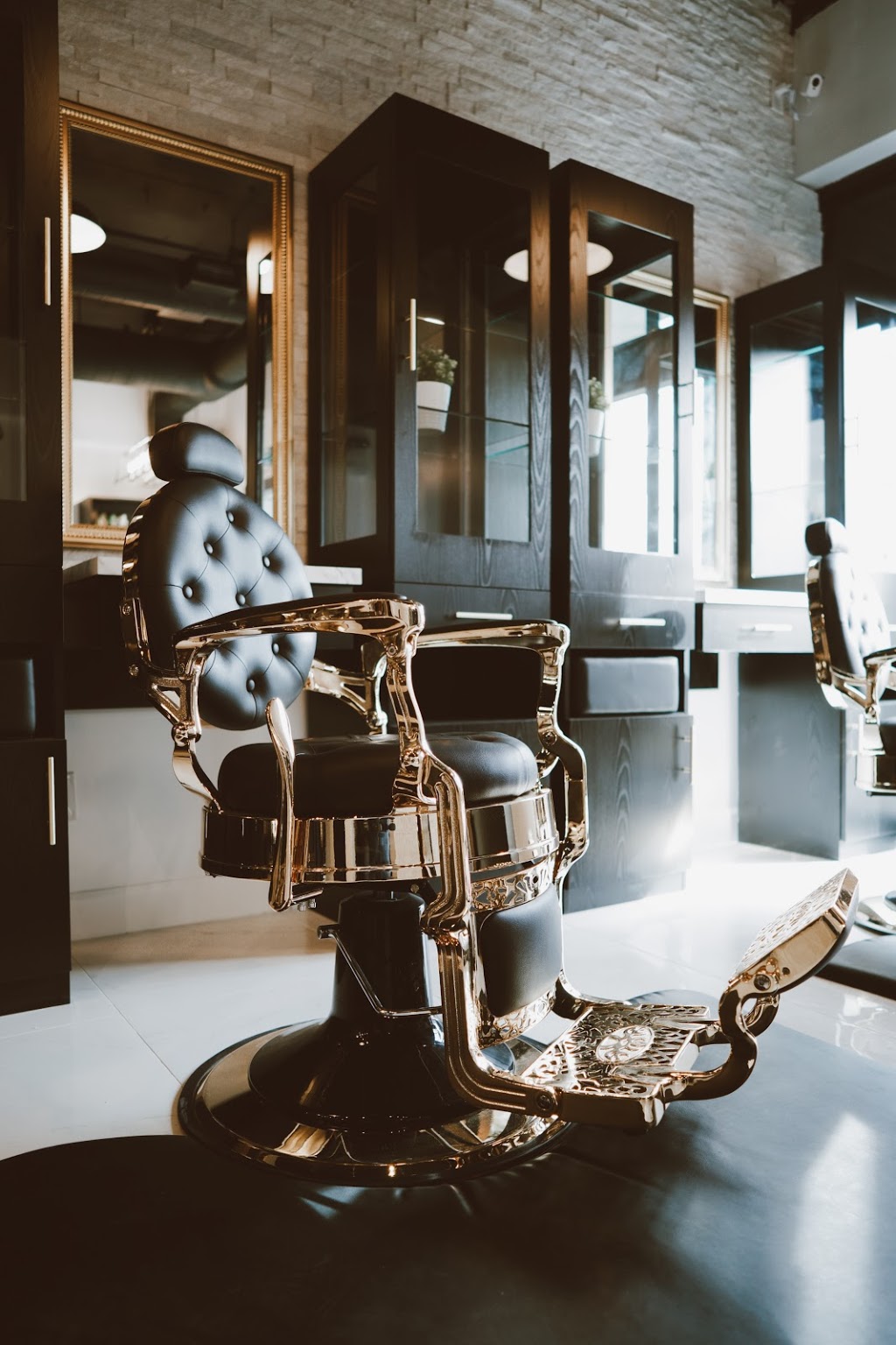 Gents & Kings Barberlounge | 64 Frederick Dr unit 102, Guelph, ON N1L 0E9, Canada | Phone: (519) 763-7700