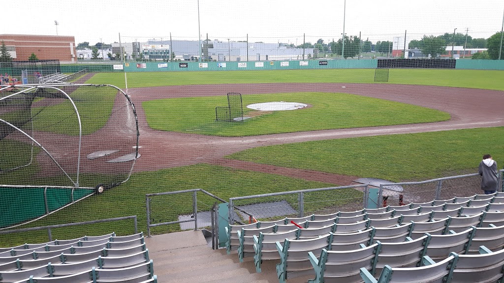 Stade De Baseball Napoleon | 715 Rue Maisonneuve, Granby, QC J2J 1P5, Canada | Phone: (450) 777-1315