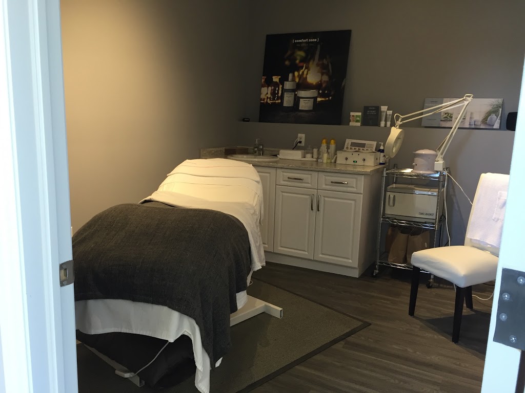 Leezur London Spa | 1634 Hyde Park Rd, London, ON N6H 5L7, Canada | Phone: (519) 601-4888