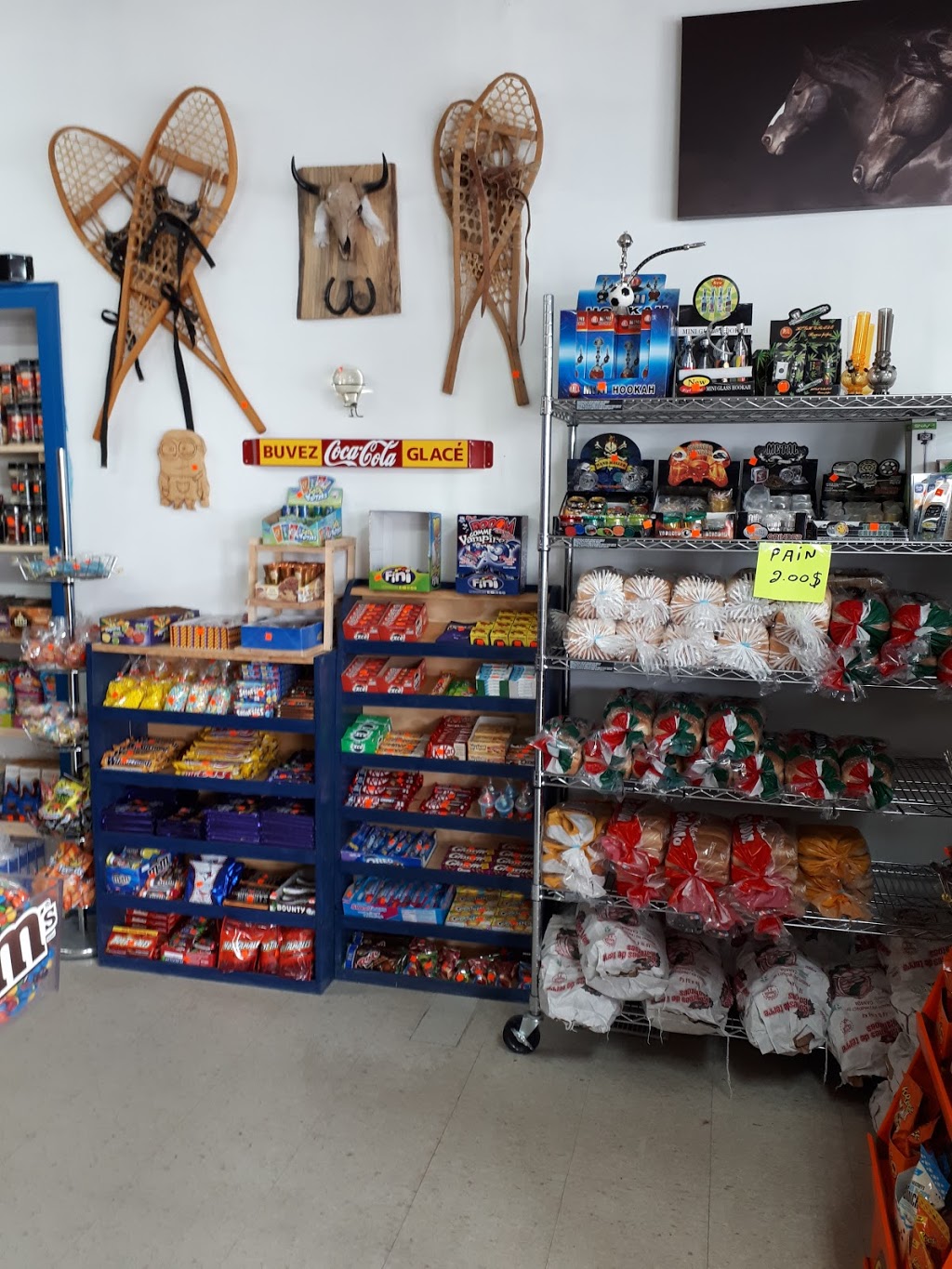 Magasin Cowboy Alimentation | 180 Rue Principale O, Farnham, QC J2N 1K6, Canada | Phone: (450) 330-0104