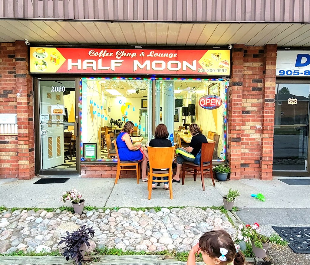 Half Moon Coffee & Lounge | 2068 Liverpool Rd, Pickering, ON L1X 1E2, Canada | Phone: (289) 200-0992