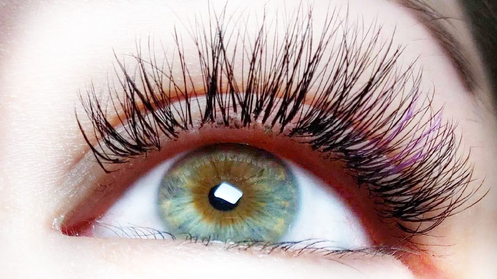 F-BOMB Lashes | 5671 Brookwood Dr, Nanaimo, BC V9T 5P3, Canada | Phone: (250) 739-0512