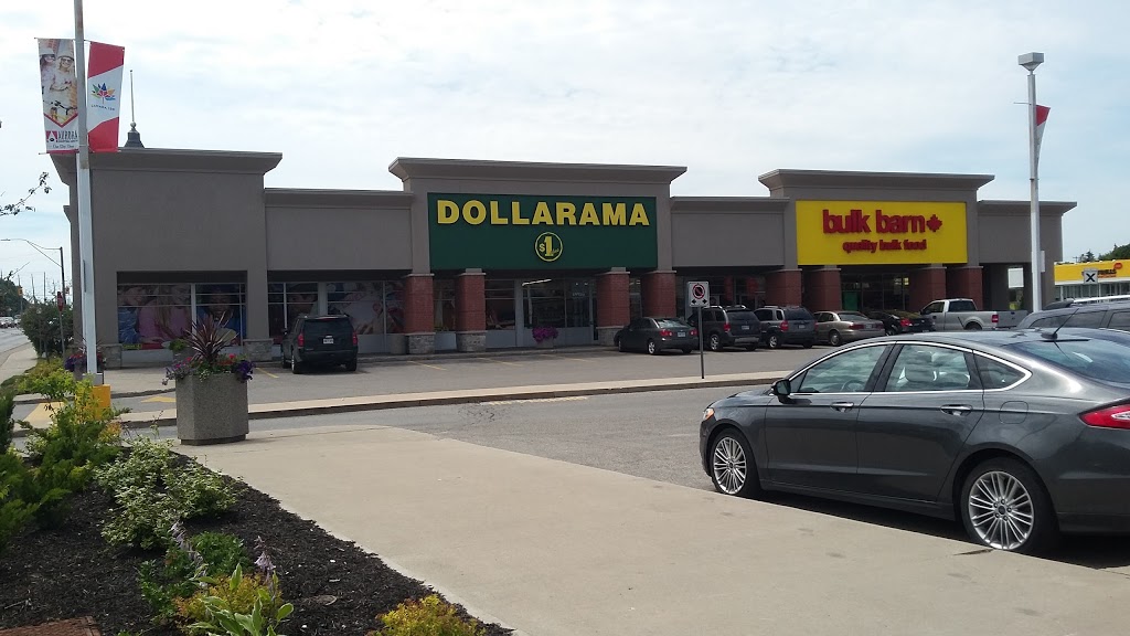 Dollarama | Shopping Centre, 14800 Yonge St, Aurora, ON L4G 1N3, Canada | Phone: (905) 751-0814