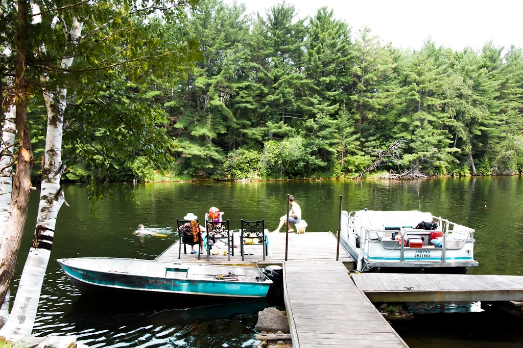 Dunromin Cottages By The Lake | 12 Dunromin Dr, Bolsover, ON K0M 1B0, Canada | Phone: (647) 231-6448