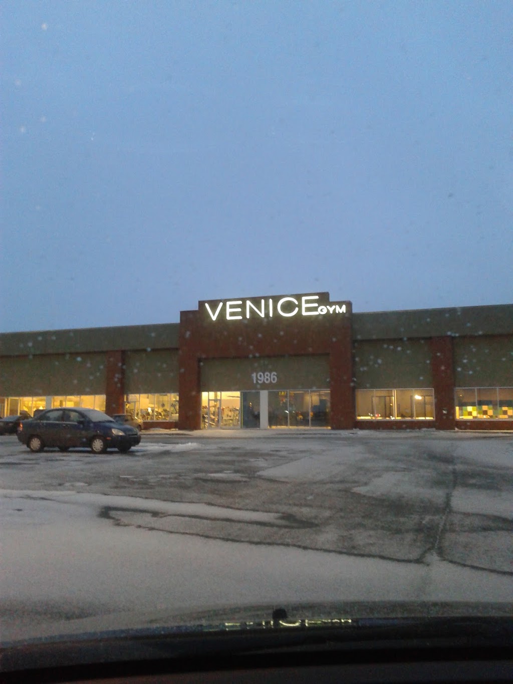 Levis Venice Gym | 1986 5e Rue, Saint-Romuald, QC G6W 5M6, Canada | Phone: (418) 839-1110