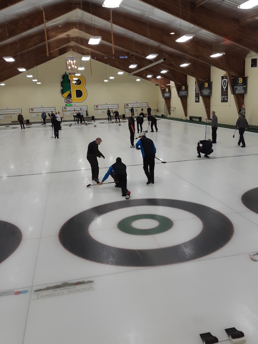 Burlington Curling Club Ltd | 2295 New St, Burlington, ON L7R 1J4, Canada | Phone: (905) 634-0014