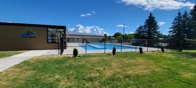 Piscine Municipale-Napierville | 316 Rue Saint-Louis, Napierville, QC J0J 1L0, Canada | Phone: (450) 245-9020