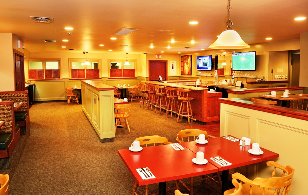 Ansons Restaurant & Pub | 12 Redwood Ave, Slemon Park, PE C0B 2A0, Canada | Phone: (902) 432-1774