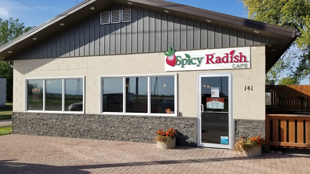 Spicy Radish Cafe | 141 Railway Ave, Whitemouth, MB R0E 2G0, Canada | Phone: (204) 348-7504