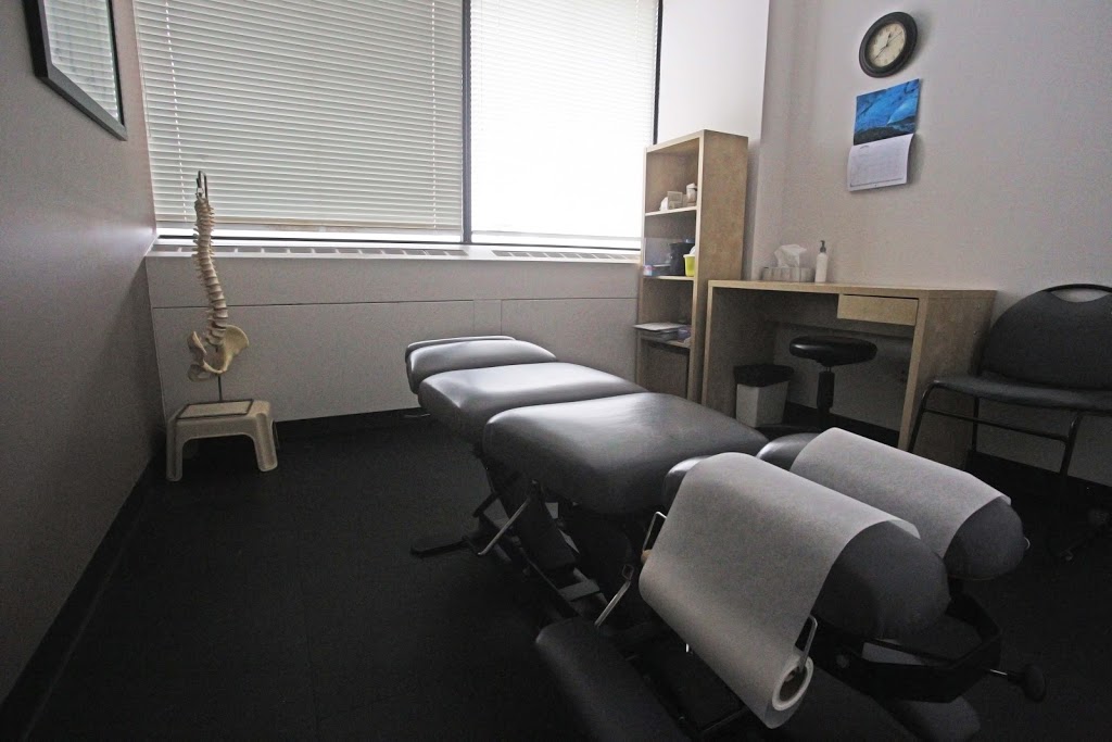 Fairview Physiotherapy And Rehab Centre | 5 Fairview Mall Dr, North York, ON M2J 2Z1, Canada | Phone: (416) 493-6993