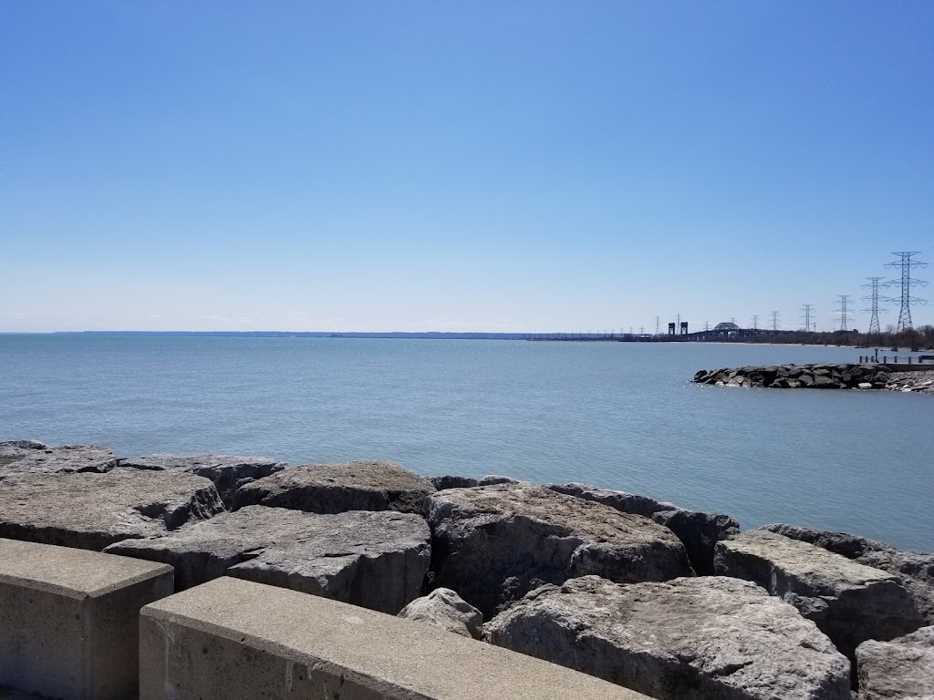 Spencer Smith Park - East Lot | 1340 Lakeshore Rd, Burlington, ON L7S 1Y2, Canada | Phone: (905) 335-7600