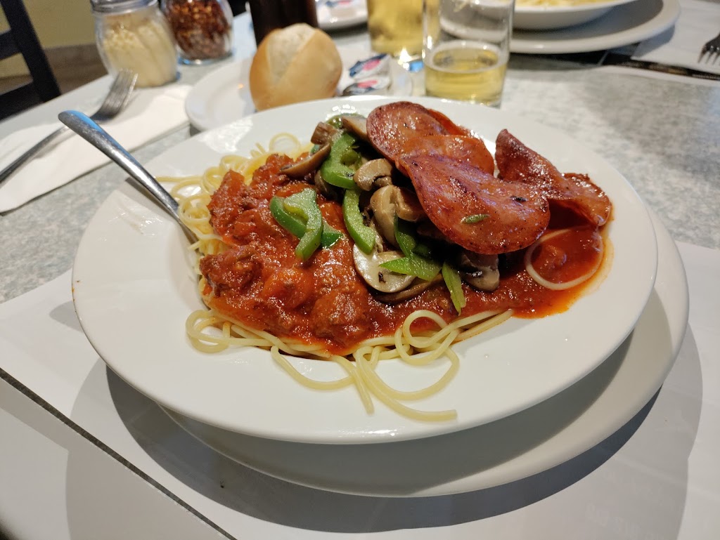 La Maison Du Spaghetti | 1095 Rue de St Jovite, Mont-Tremblant, QC J8E 3J9, Canada | Phone: (819) 425-7924