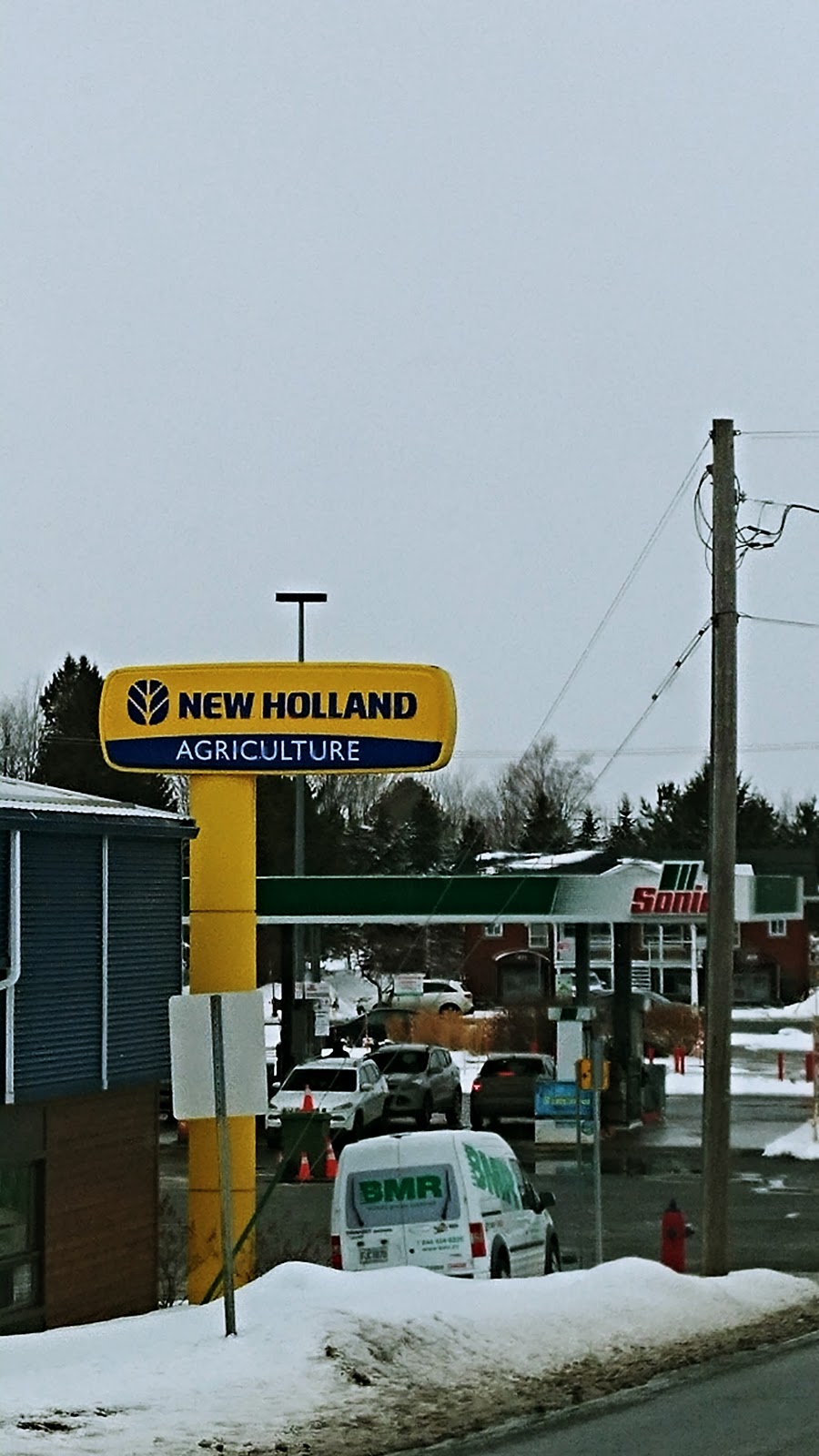 New Holland Victoriaville | 5 Av. Pie-X, Victoriaville, QC G6P 4R8, Canada | Phone: (819) 758-0675