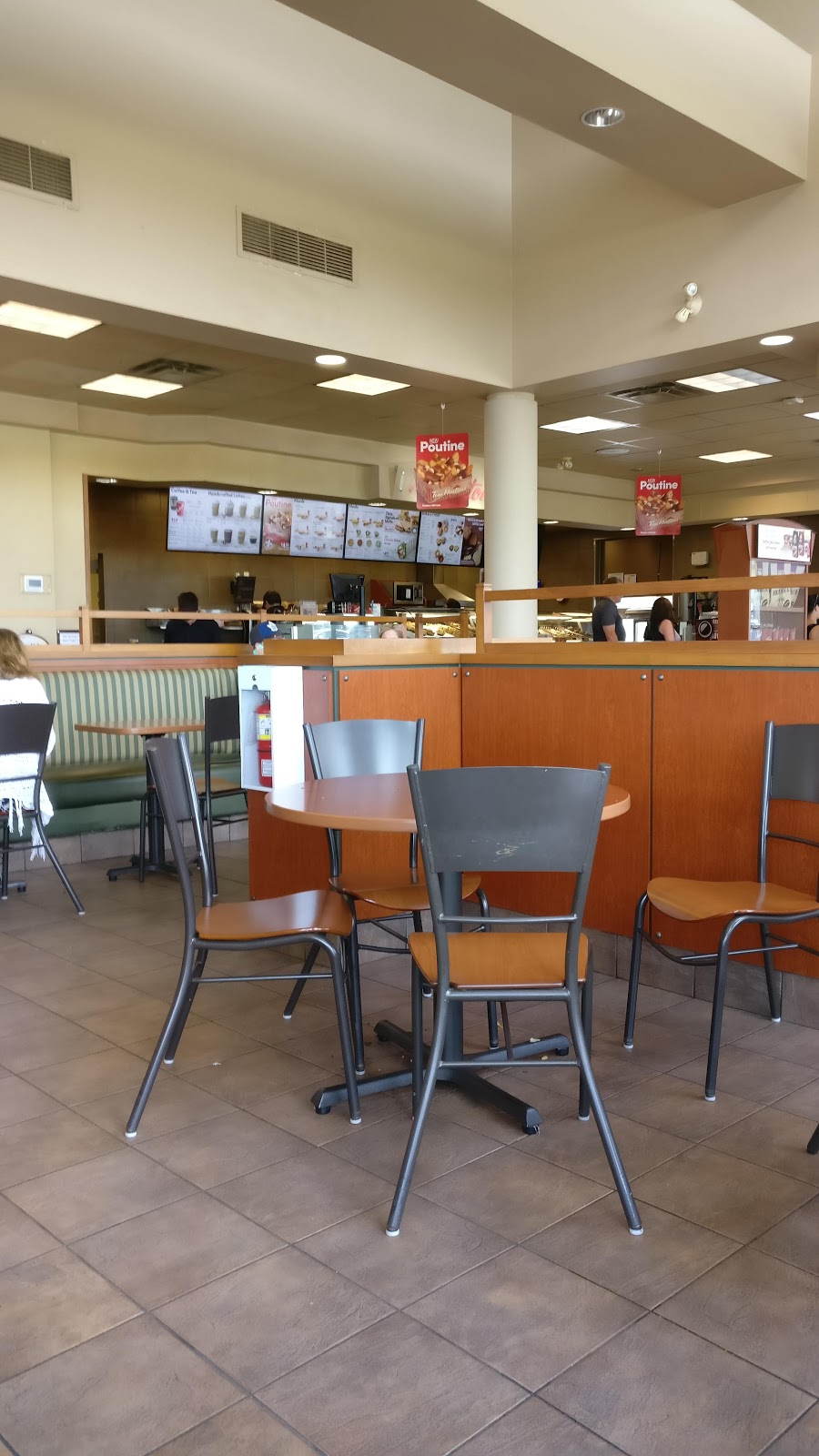 Wendys | 2960 S Sheridan Way, Oakville, ON L6J 7T4, Canada | Phone: (905) 829-9139