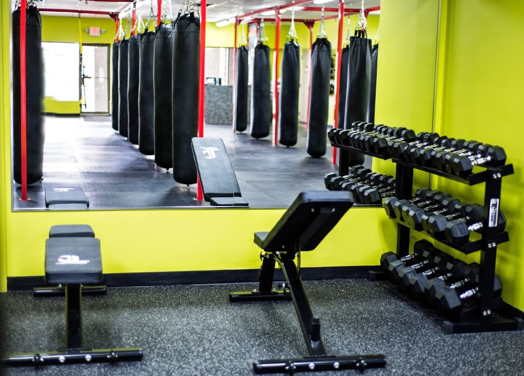 Kersey Kickbox Fitness Club | 3103 Forest Glade Dr, Windsor, ON N8R 1W6, Canada | Phone: (519) 979-4001