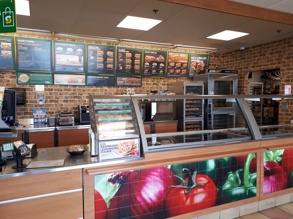 Subway | 7906 Lundys Lane Cataract Bowl/Subway, Niagara Falls, ON L2H 1H1, Canada | Phone: (905) 358-1501