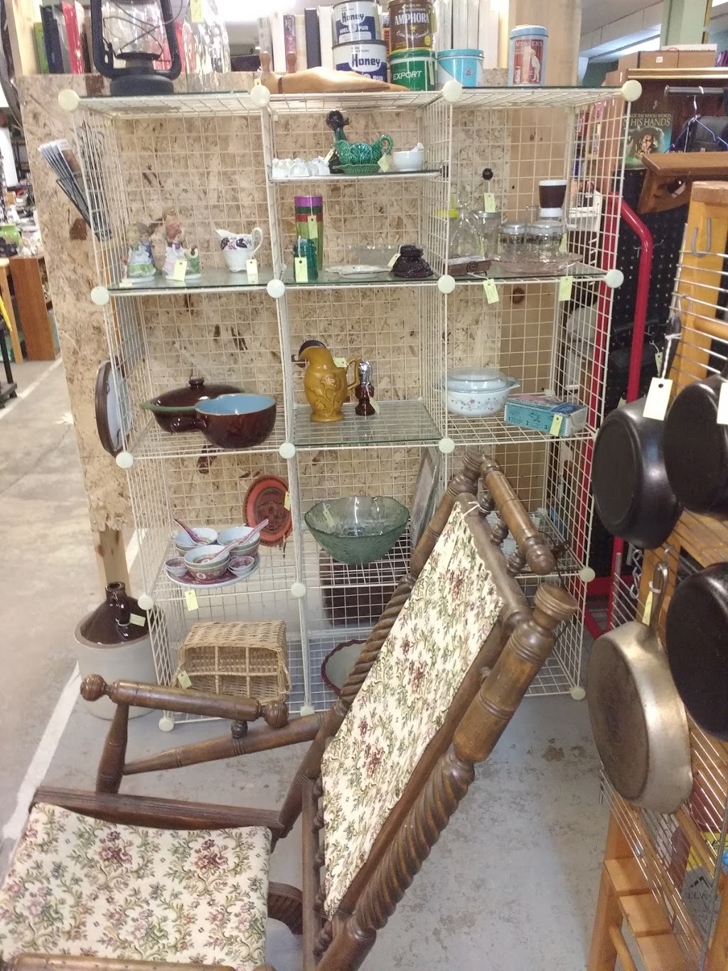 Sanford & Son Second Hand Store | 40 Main St E, Southgate, ON N0C, Canada