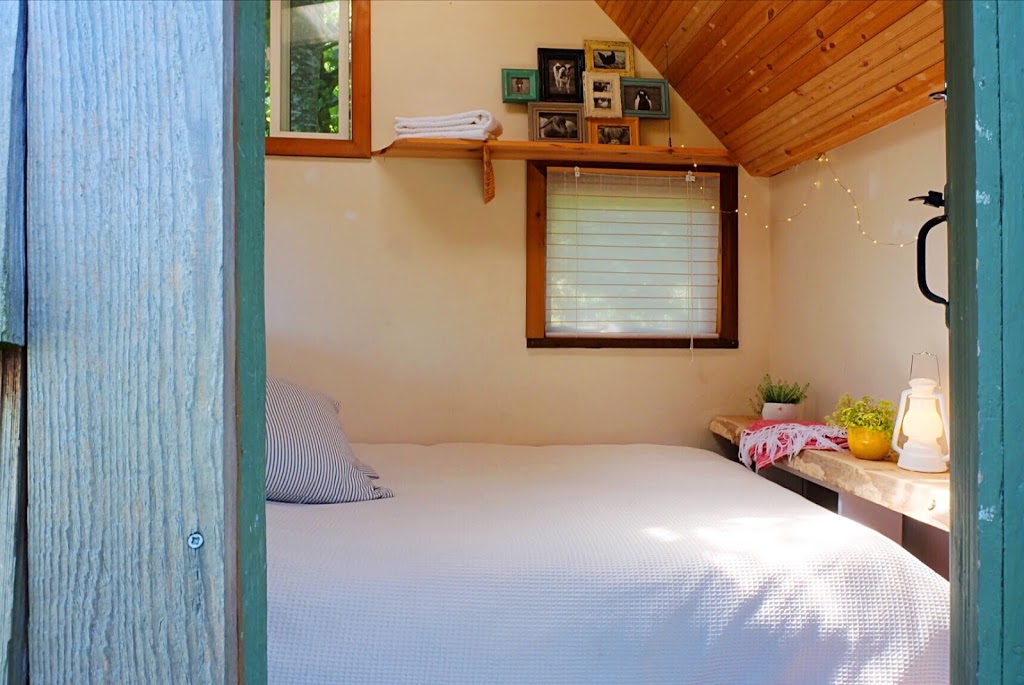 Salty Pear Gallery, Bed and Breakfast & Sauna | 279 Rainbow Rd, Salt Spring Island, BC V8K 2M3, Canada