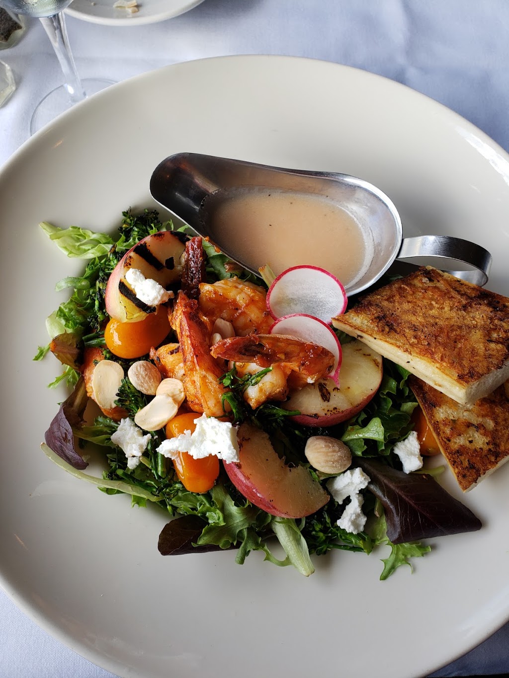 Chuckanut Manor Seafood & Grill | 3056 Chuckanut Dr, Bow, WA 98232, USA | Phone: (360) 766-6191