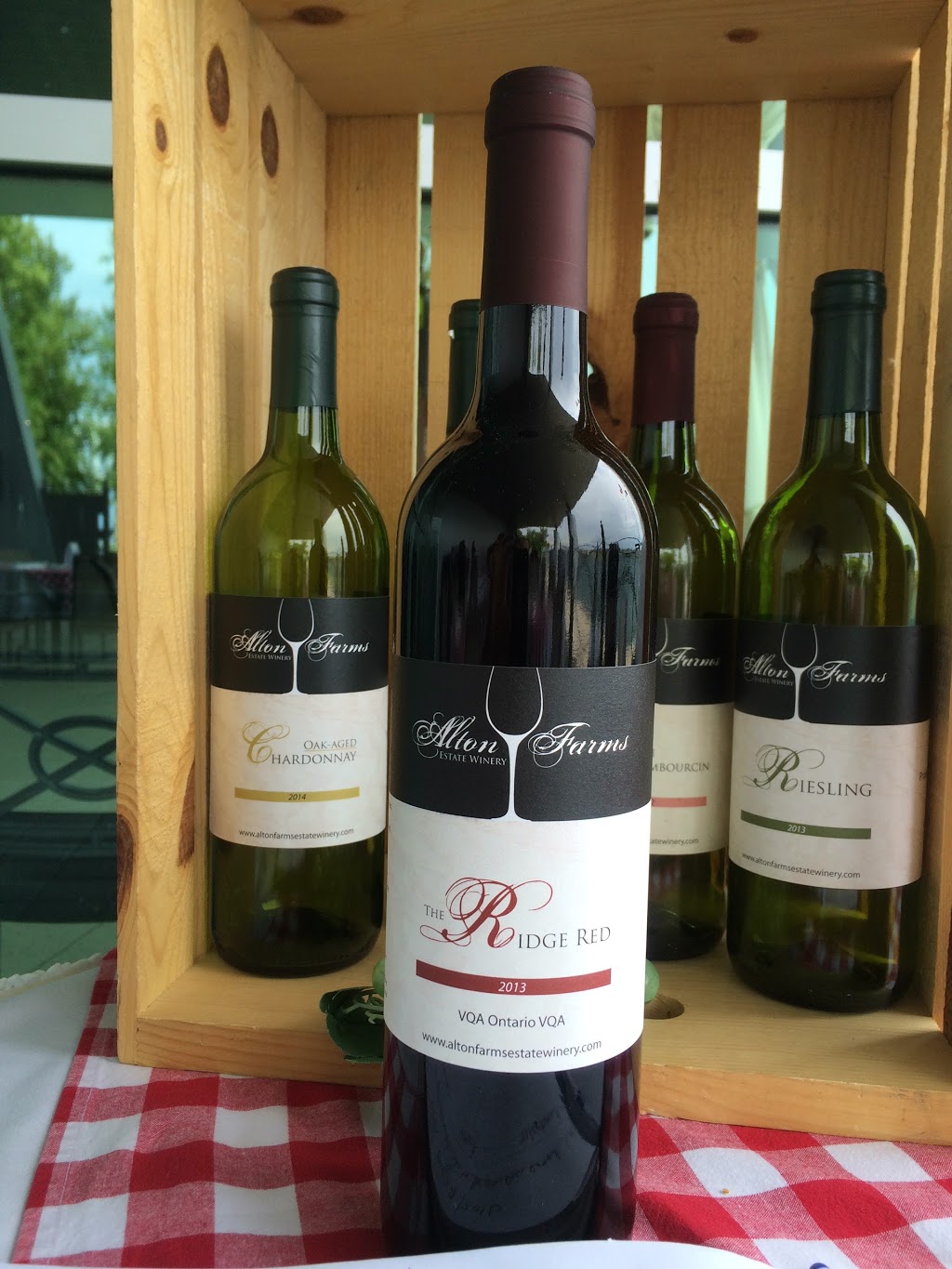 Alton Farms Estate Winery | 5547 Aberarder Line, Plympton-Wyoming, ON N0N 1J5, Canada | Phone: (519) 899-2479